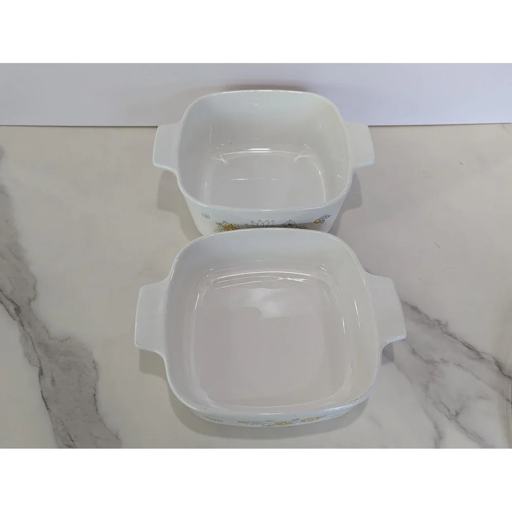 Vintage Casserole Dishes 1.5QT 1QT White Floral Bouquet Corning Ware Set